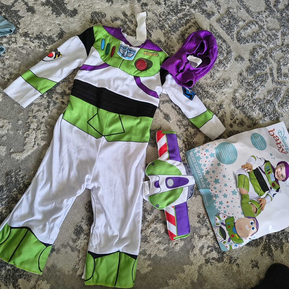 Disney Buzz Lightyear Costume in White, Green & Purple